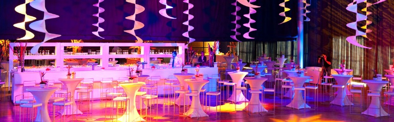 header lounge